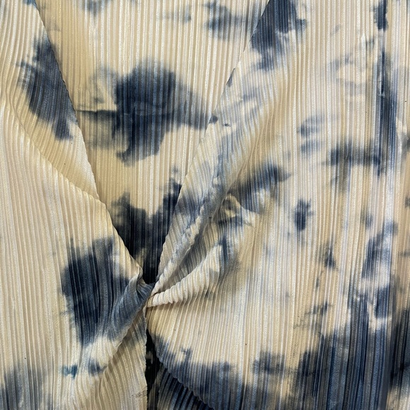 Topshop open back tie dye blouse - Picture 6 of 6